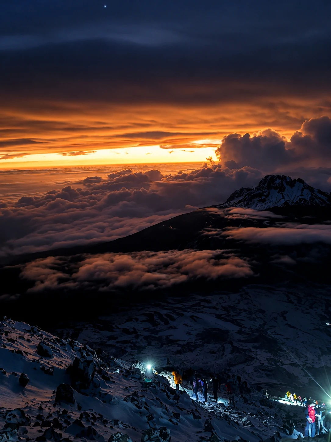 Machame vs Marangu Route: Which Kilimanjaro Route Should You Choose?
